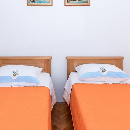 Apartment Promona Drniš Exteriör bild