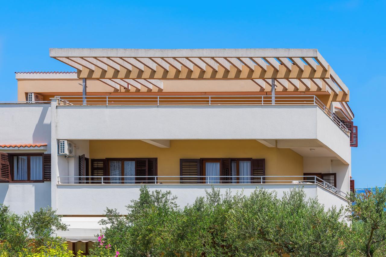 Apartment Promona Drniš Exteriör bild