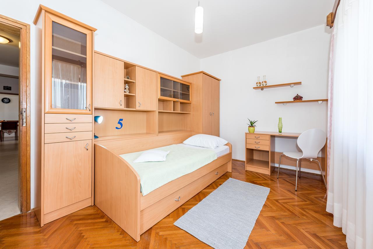 Apartment Promona Drniš Exteriör bild